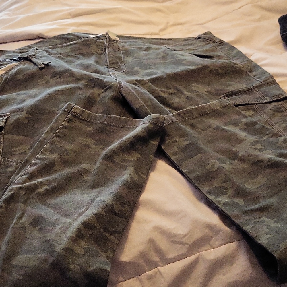Skinny camo